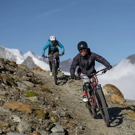 Sunshine ホームステイ ザース・グルント